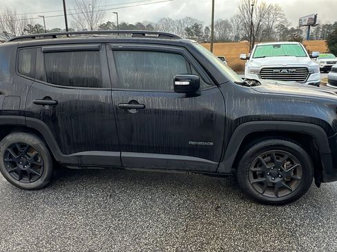 Used 2020 Jeep Renegade Altitude image 7