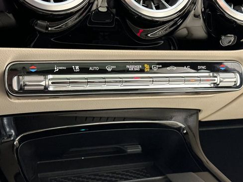 Used 2023 Mercedes-Benz CLA 250 image 23