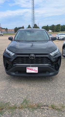 Used 2024 Toyota RAV4 LE AWD/4WD image 5