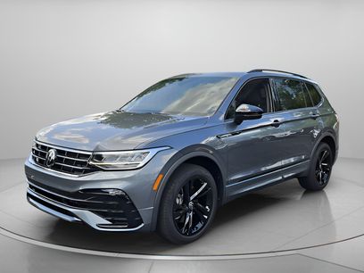 Used 2023 Volkswagen Tiguan SE R-Line