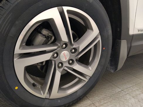Used 2019 GMC Terrain SLT w/ Preferred Package FWD image 31