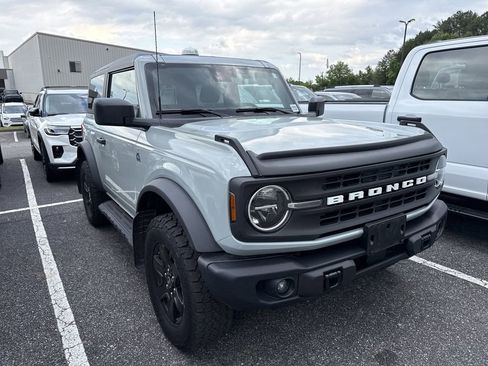 Used 2024 Ford Bronco Black Diamond AWD/4WD image 2