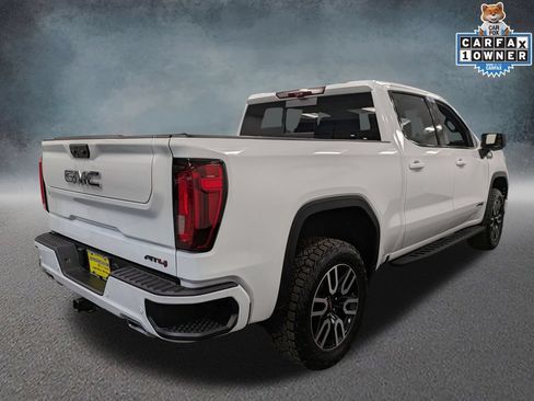 Used 2024 GMC Sierra 1500 AT4 w/ Technology Package AWD/4WD image 4