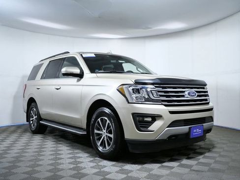 Certified 2018 Ford Expedition XLT w/ Equipment Group 202A image 1