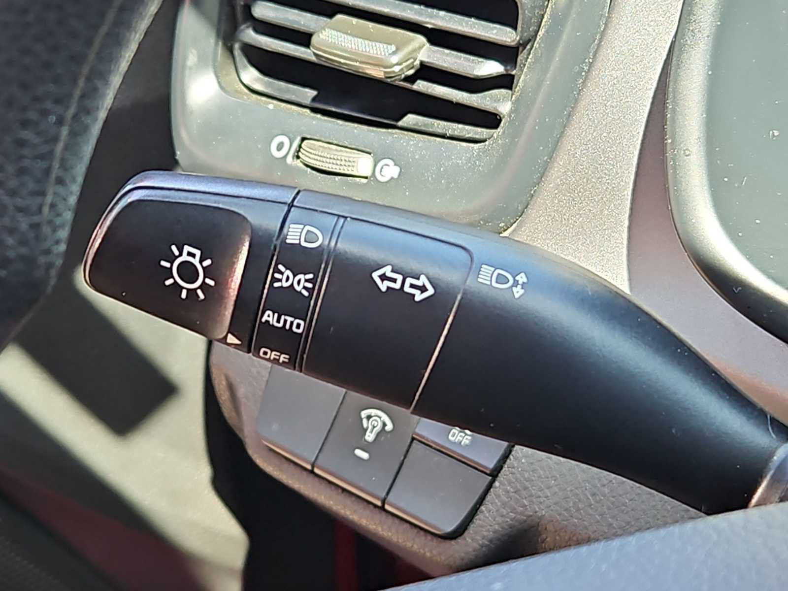 Certified 2023 Kia Rio S FWD image 15