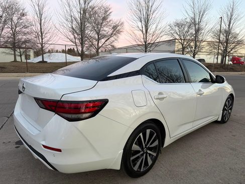 Used 2021 Nissan Sentra SV w/ SV Premium Package image 5