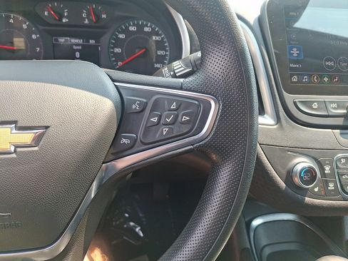 Used 2023 Chevrolet Malibu LT FWD image 21