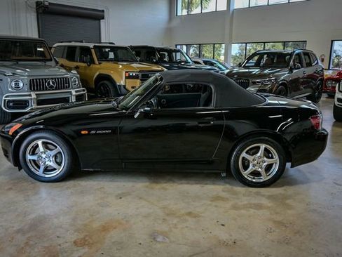 Used 2002 Honda S2000 image 2