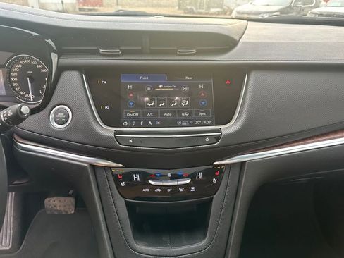 Used 2024 Cadillac XT5 Premium Luxury image 16