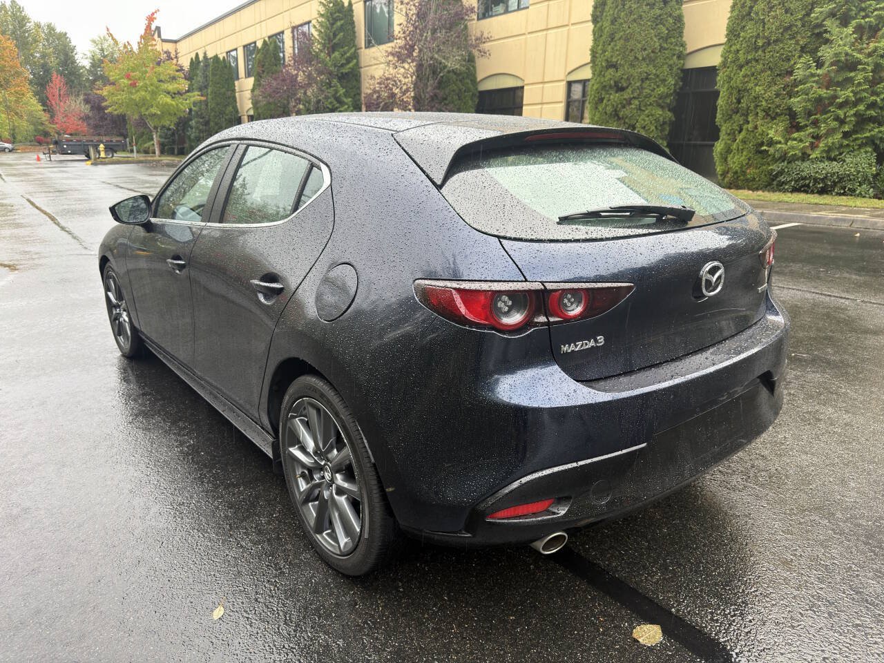 Used 2021 MAZDA MAZDA3 s FWD image 7