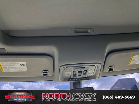 Used 2021 Chevrolet Silverado 1500 LT Trail Boss w/ Convenience Package II AWD/4WD image 11