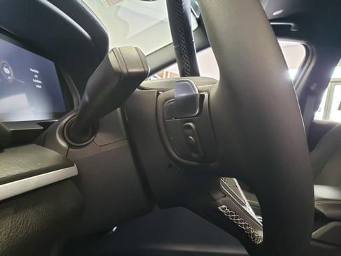 New 2025 Jeep Grand Cherokee L Laredo w/ Luxury Tech Group I image 18