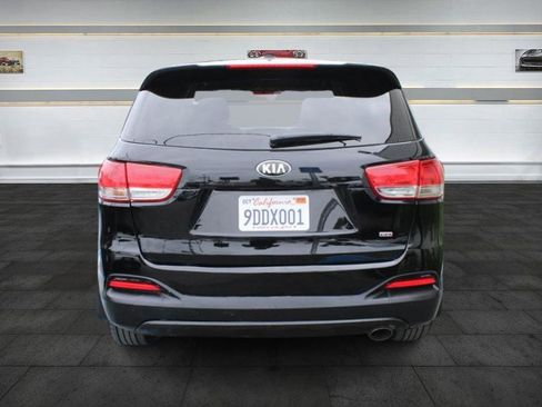 Used 2016 Kia Sorento L image 5