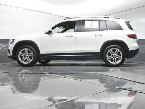 Used 2022 Mercedes-Benz GLB 250 4MATIC image 38