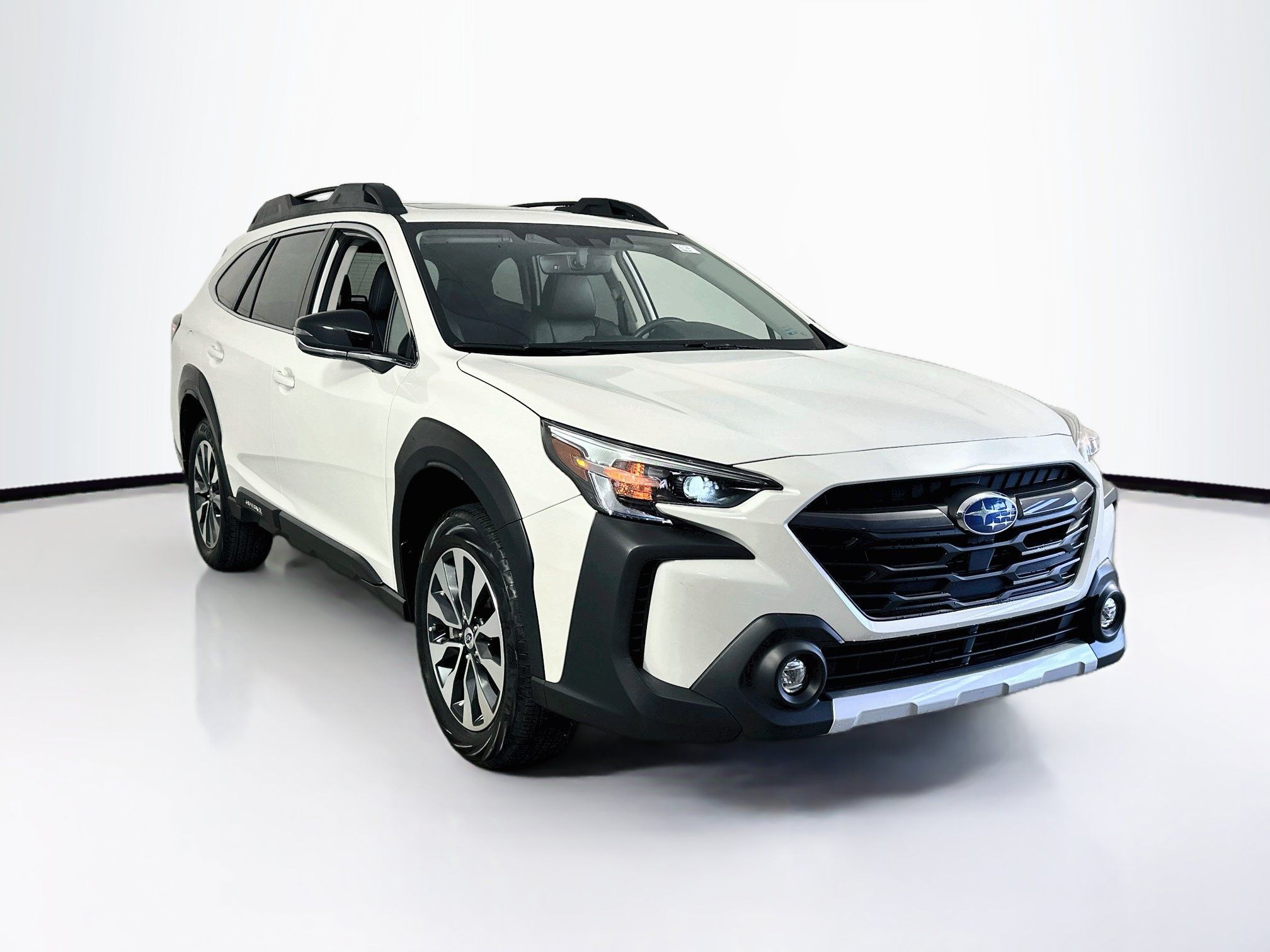 Used 2023 Subaru Outback Limited AWD/4WD image 3