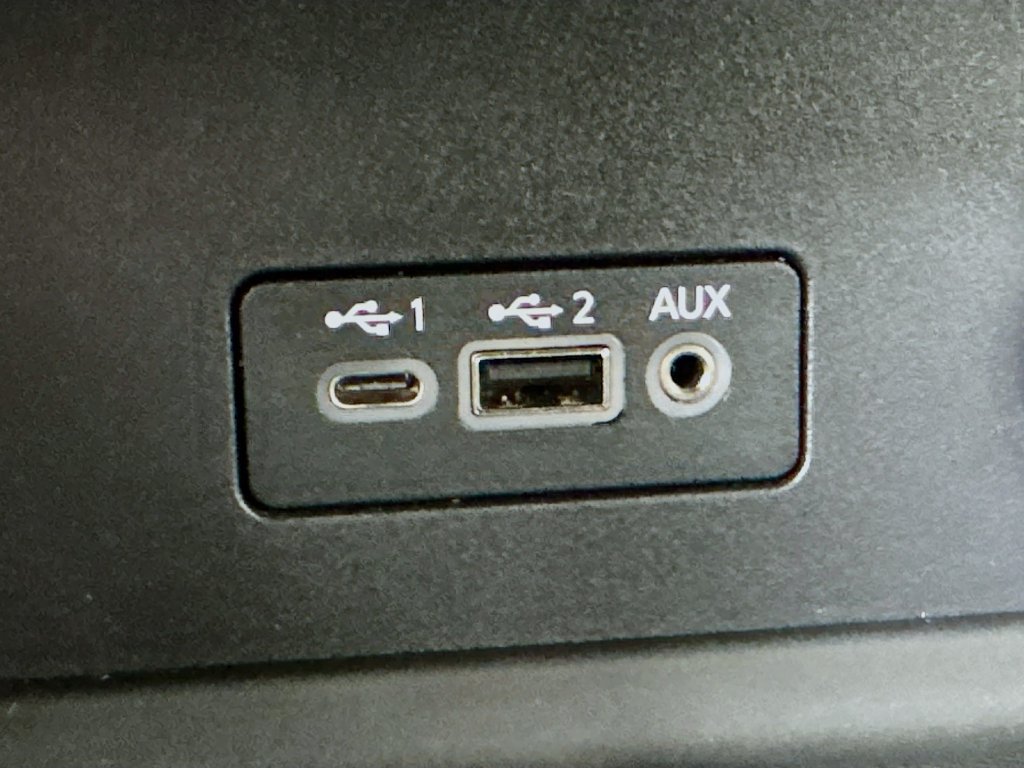 Used 2020 Nissan Sentra SV FWD image 16