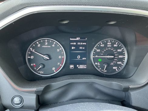 Used 2025 Subaru Ascent Premium AWD/4WD image 24