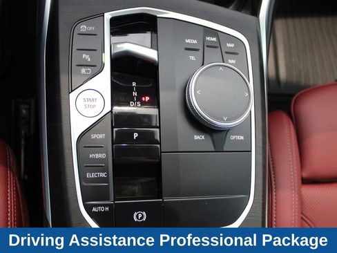 Used 2024 BMW 330e xDrive w/ M Sport Package image 17