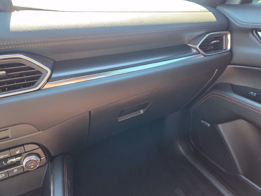 Certified 2024 MAZDA CX-5 Carbon Edition AWD/4WD image 28