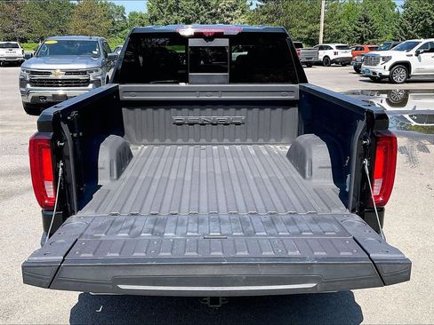 Used 2023 GMC Sierra 1500 Denali w/ Technology Package AWD/4WD image 31