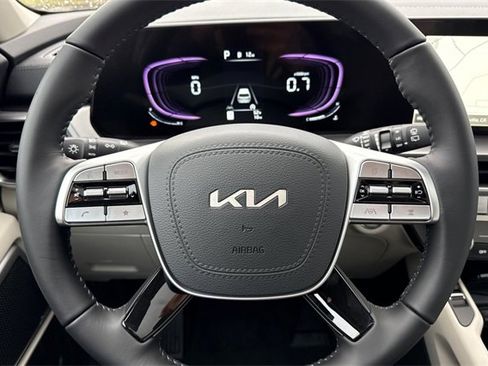 New 2025 Kia Telluride S image 29