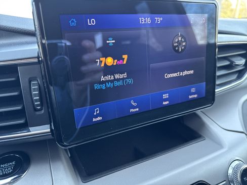 Used 2024 Ford Explorer XLT w/ Equipment Group 202A image 28