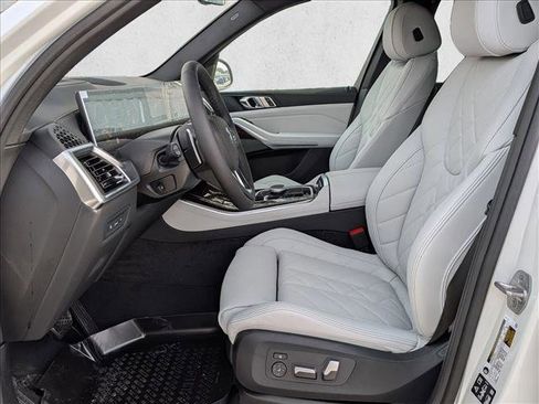 New 2026 BMW X5 xDrive40i w/ Premium Package image 4