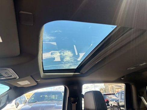 Used 2023 GMC Sierra 1500 Denali image 24
