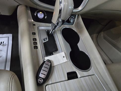 Used 2017 Nissan Murano Platinum AWD/4WD image 24