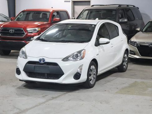 Used 2015 Toyota Prius C One image 26