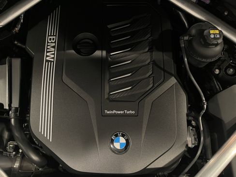 Certified 2022 BMW X7 xDrive40i w/ M Sport Package image 26