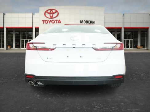 New 2026 Toyota Camry SE FWD image 13