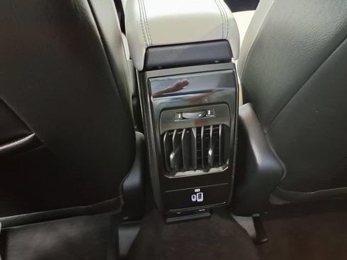 Used 2022 Jeep Compass Latitude w/ Sun and Sound Group AWD/4WD image 18