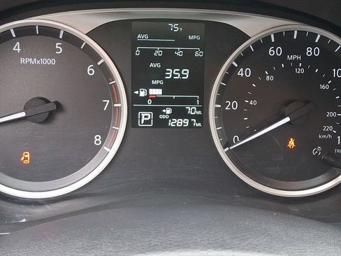 Certified 2024 Nissan Versa S w/ S Plus Package FWD image 19