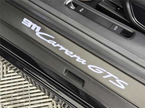Used 2022 Porsche 911 Carrera GTS RWD image 20