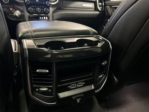 Used 2022 RAM 1500 Laramie image 32