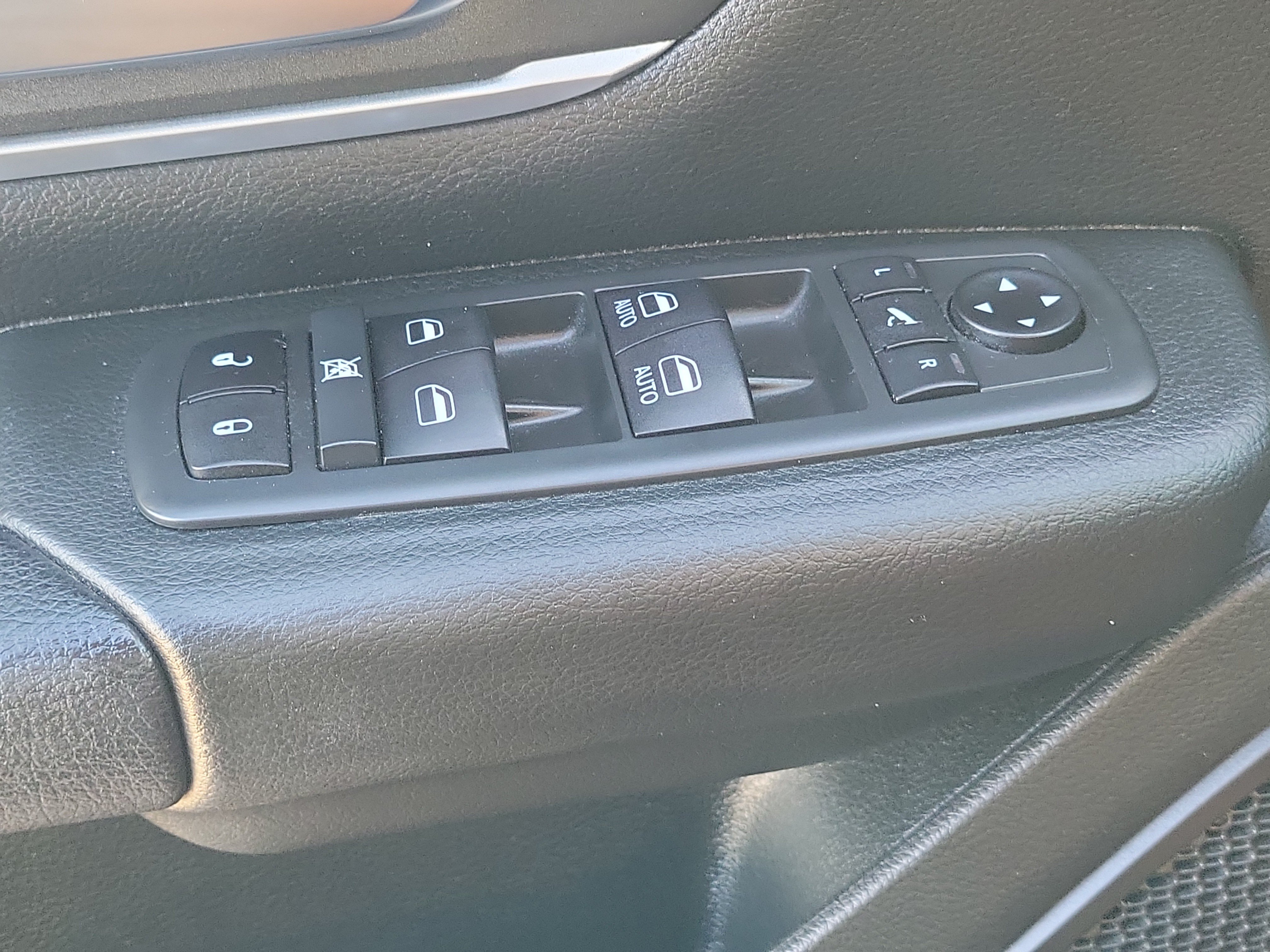 Used 2021 RAM 1500 Big Horn RWD image 32