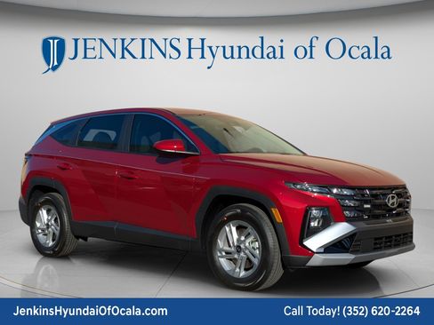 New 2026 Hyundai Tucson SE image 1