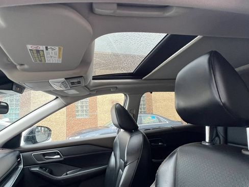 Used 2021 Nissan Rogue SV w/ Premium Package AWD/4WD image 25