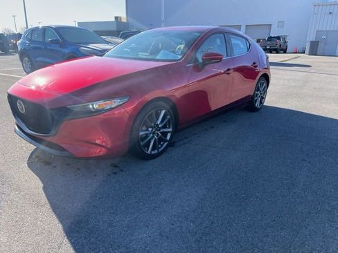 Used 2020 MAZDA MAZDA3 Hatchback image 11