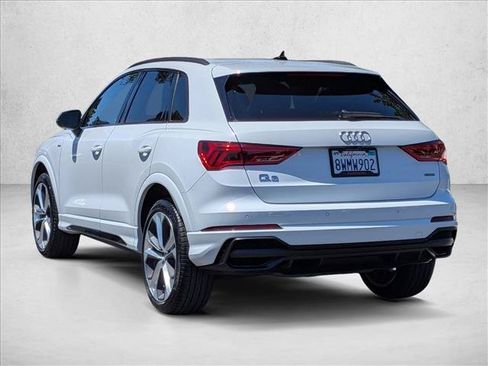 Used 2021 Audi Q3 2.0T Premium Plus w/ Premium Plus Package AWD/4WD image 8