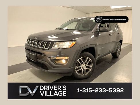 Used 2020 Jeep Compass Latitude w/ Cold Weather Group AWD/4WD image 1