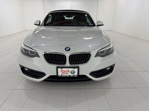 Used 2018 BMW 230i xDrive Convertible image 10