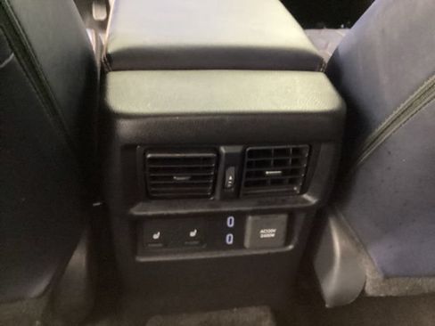 Used 2026 Toyota 4Runner Platinum AWD/4WD image 33
