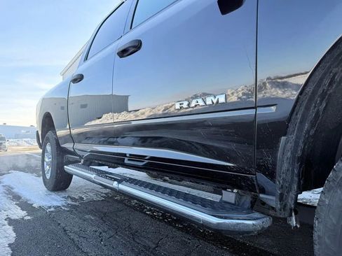 Used 2024 RAM 2500 Big Horn w/ Bed Utility Group image 11