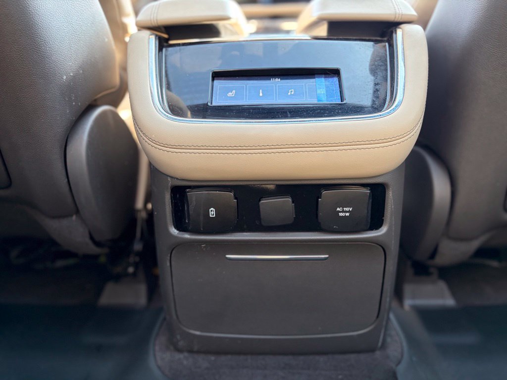 Used 2023 Lincoln Navigator Reserve AWD/4WD image 21