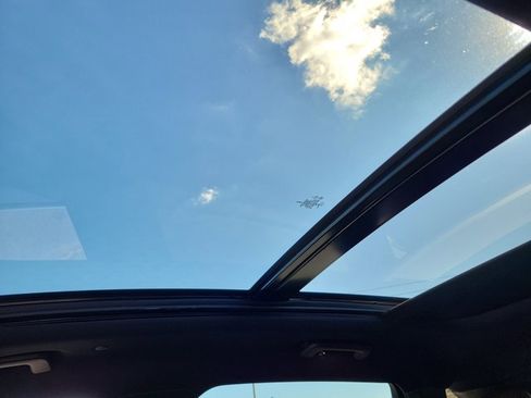 Used 2022 Lincoln Nautilus Reserve image 30