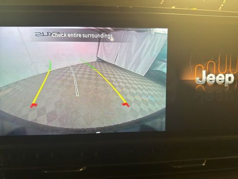 Used 2025 Jeep Wrangler Unlimited Sahara w/ Safety Group image 14