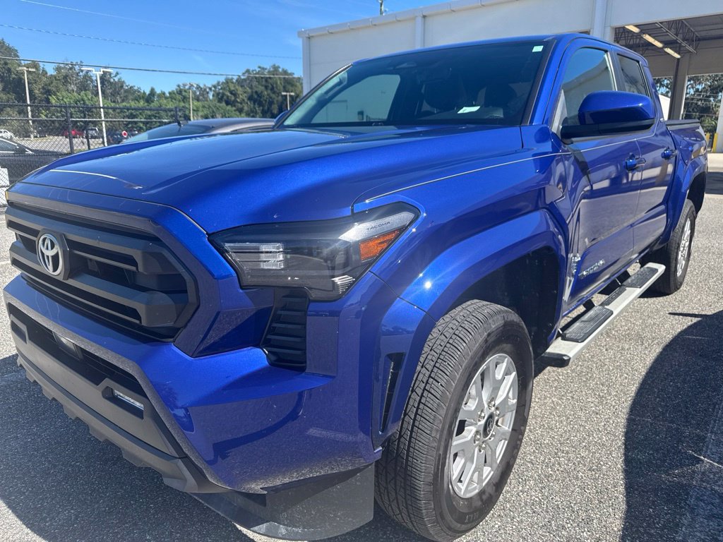 Used 2024 Toyota Tacoma SR5 AWD/4WD image 1