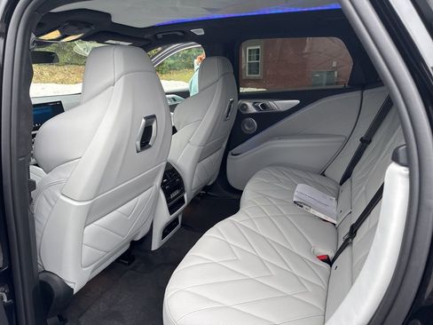 Used 2026 BMW XM Label Red image 10